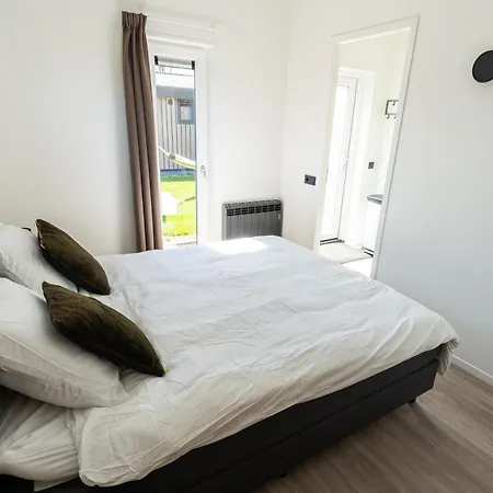 De Lithse Ham 캠프장 Lith